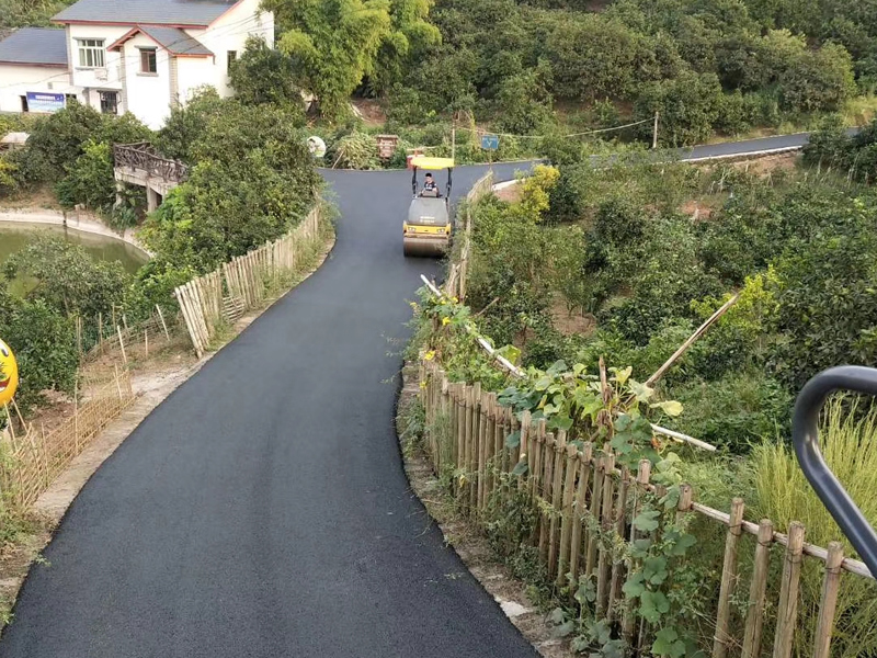 沥青路面施工